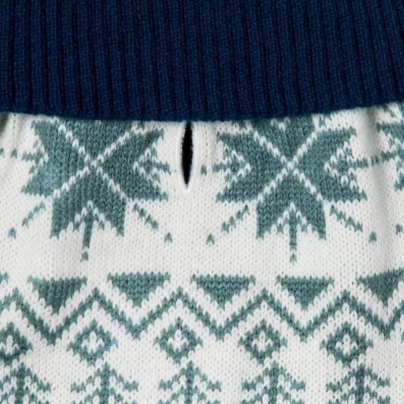 Knit Snowflake Cozy Dog Sweater NWT Size Large - Picture 6 of 14